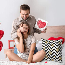 Valentine's Day Linen Pillowcase 45x45 cm