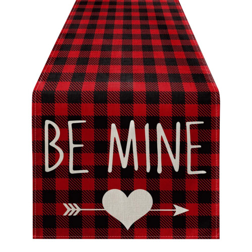 Valentine's Day Linen Table Runner 33 x 120 cm 1