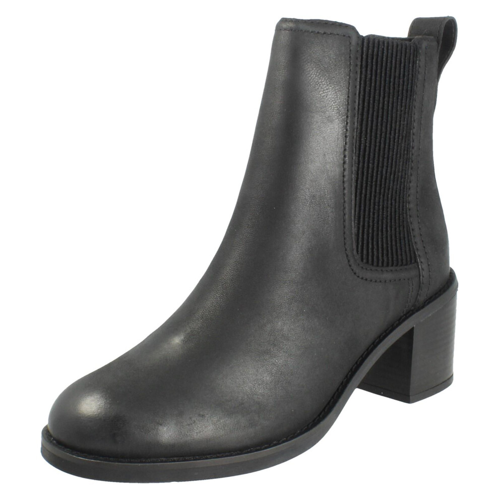 Clarks (, Uk 6) Ladies Block Heel Pull On Leather Ankle Boots - Chamberly Top Black