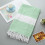 Serviette de plage en microfibre verte XIUH super absorbante 1