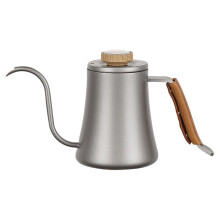 Moderne Kaffeekanne 600 ml mit ergonomischem Griff und-Silber