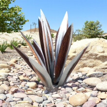 TAKTUK Metal Agave Skulptur Rustik Blå Finish 9-Klaver
