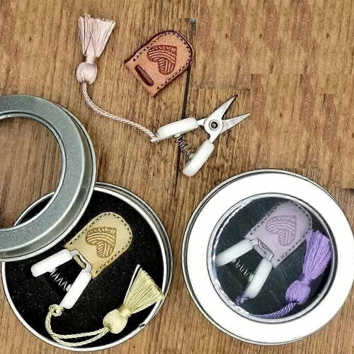 (purple) Tiny Craft Knitting Scissors Set,Mini Knitting Scissors Set With Protective Case 1