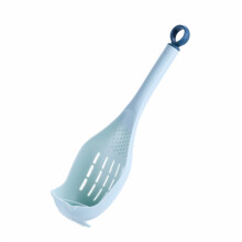 Multifunctionele knoflookpers/zeef voor het malen van babyvoeding (blauw)