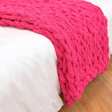 Chunky Knit Blanket Rose Red 100x100cm Handmade Chenille Throw for Home Decor Square Design
