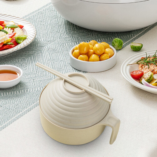 Ramen Bowl with Lid and Chopstick Rest 2