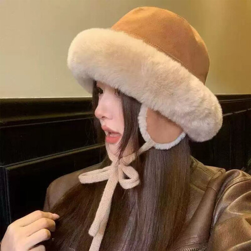 Thickened Cap Furry Face Flattering Effect Compact Size-Beige 2