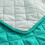 Funda reversible acolchada para sofá de 3 plazas, resistente al agua. 3