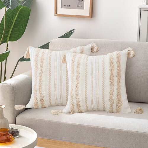 Housses de coussin bohèmes touffetées avec pompons (lot de 2) 1