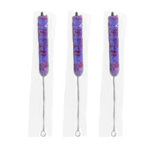 Kit di pulizia Piccolo: spazzola per la pulizia del filo di cotone e accessori per la manutenzione.