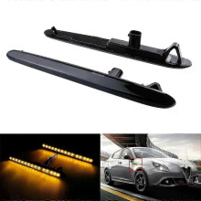 Indicatore di direzione laterale a LED fumé nero per Alfa Romeo Giulietta 2025