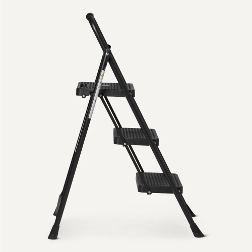 Amazon Basics 3Step Folding Ladder Steel Structure with AntiSlip Feet 2