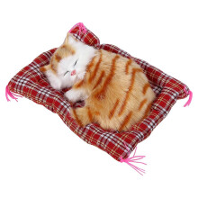 Super schattige, geluidssimulerende slapende kittens/katten pluche knuffelpop, kerstcadeau geel