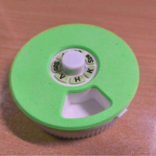 Plastic Rotating Pillbox for Home Use 2