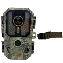 30MP wildcamera met 2'' IPS LCD-kleurenscherm, 4K-resolutie, nachtzicht, bewegingsdetectie en IP65-waterdichtheid.