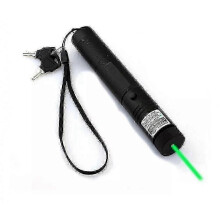 Oplaadbare laserpointer van 5000 mW - Krachtige groene straal, geschikt voor presentaties en astronomie.