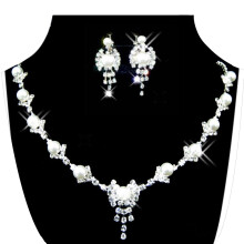 Women's Jewelry Set Bridal Wedding Bow Tassel Pearls Crystal Rhinestone Necklace Earrings
