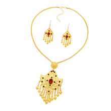 Elegantes Set aus Ohrringen und Halsketten mit Fransen aus-E.