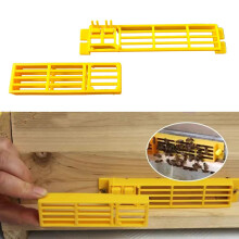 2PCS Bee Hive Entrance Gate for Queen and Drone Separation, Reusable Beekeeping Tools Set