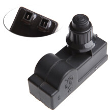 BBQ-grill met drukknopontsteking, 2 stopcontacten, werkt op AAA-batterijen.