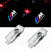 LED-valot, jotka ovat yhteensopivia BMW:n ovivalaistuksen, logoprojektorin ja M-LOGO-valon kanssa