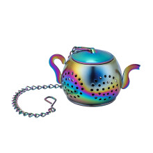 Theezeef van roestvrij staal in de vorm van een theepot.
