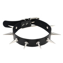 Schwarze Lederchoker mit imposanter Ausstrahlung, cooler Punk-Gothic-Halsband mit aggressivem Nietenprofil, Gothic-Accessoires für Damen und Herren,
