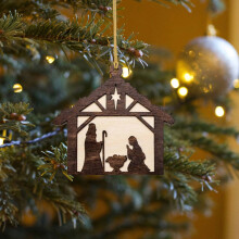 Ornament Nașterea Domnului din lemn, 9x10cm, decor suspendat pentru brad de Crăciun