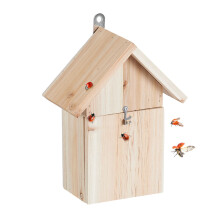 Houten lieveheersbeestjeshuis