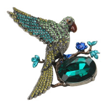 Animal Inspired Flying Parakeet Brooch Badge Vintage-Green