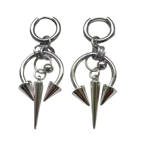 Easy to Maintain Gothic Rivet Earrings Bidirectional Designs