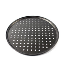 Tarttumaton rei'itetty pizzapannu 32 cm hiiliteräs