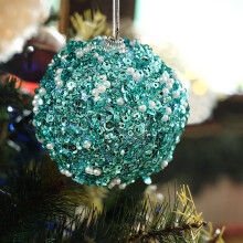 Shatterproof Christmas Ball Ornaments Red Green Gold 8cm