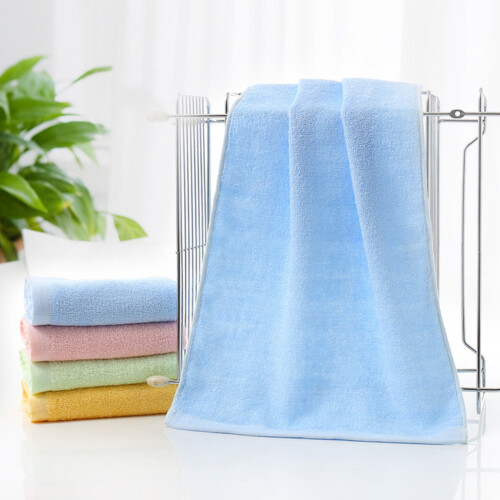 Roze polyester handdoek 30x60cm