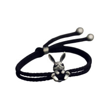 Verspieltes Hasenförmiges Anhänger-Armband aus Legierung-Schwarz