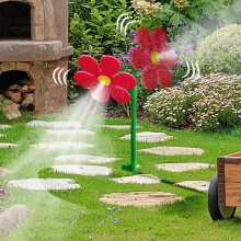 Záhradný zavlažovač Crazy Daisy - plastový rotujúci kvet