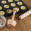 Stampo in legno a doppia testa per crostate e dolci. 4
