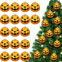 12 kpl Halloween-kurpitsoja ja joulupalloja