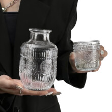 Elegant Embossed Glass Goblet Set Large Capacity-sunflower.