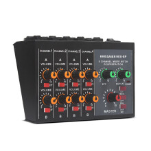 Draagbare digitale 8-kanaals stereo geluidsmixer met nagalmeffect.