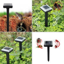Solar Power Ultrasonic Pest Animal Repeller Garden Snake Mouse Scarer Ground Insertion Tool