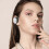 Auricolari sportivi con filo, microfono, jack da 3,5 mm e gancio per l'orecchio, compatibili con cellulari Android e iOS. 2