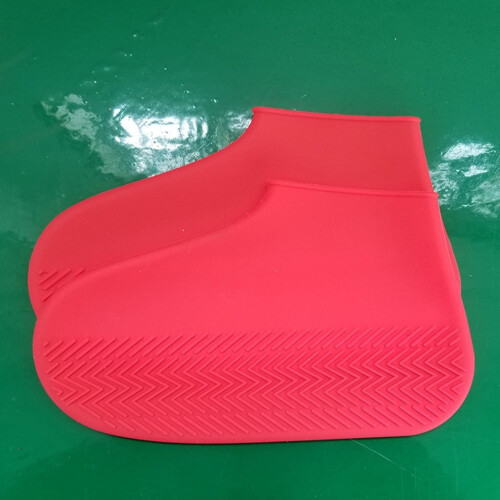 Silicone Shoe Covers Waterproof Slip-Resistant 1