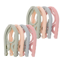 8pcs Folding Clothes Hangers, 4 Colors Travel Hangers Foldable Portable Plastic Clothes Coats Hangers Home Hotel
