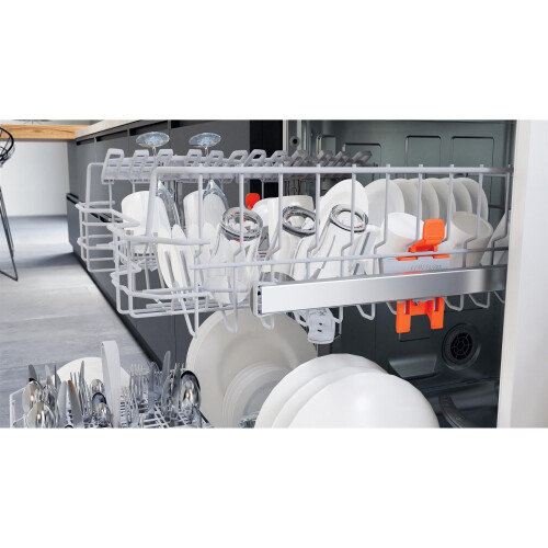 Hotpoint Hotpoint H2F HL626 UK 14 Place Setting Dishwasher  White 2