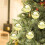 6 goldene Weihnachtskugeln, 10 cm bruchsicherer Baum 4