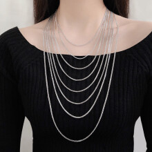 Gedrehte Halskette, silbernes, dünnes Metallchoker, 1 Stück