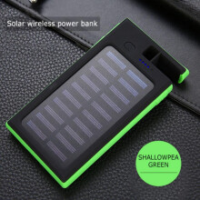 8000mAh solcellsladdare med trådlös laddning