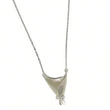 Fashionable Alloy Necklace Flower Arrangement Clavicle Chain