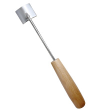Décapant professionnel de grains de maïs avec manche en bois et